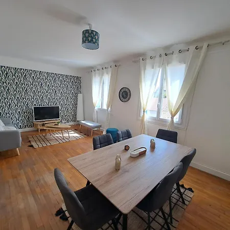 Maison De Avec Cour Et Terrasse Holiday home Vichy